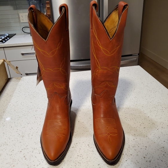Tony Lama Boots Size 5 D Handcrafted Cowboy & Western Boots New - Picture 4 of 4